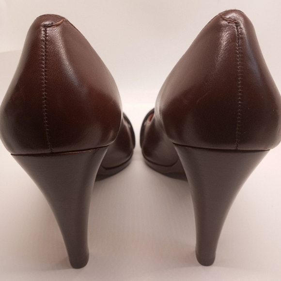 Banana Republic Cinnamon Brown Samanthaup pumps - Picture 6 of 9